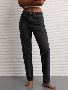 American Eagle Curvy Mom Jeans